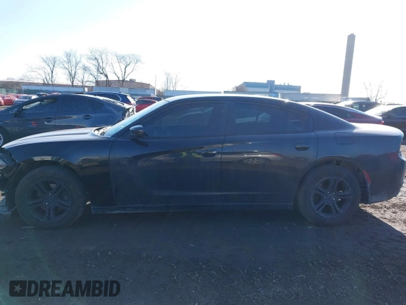 2016 Dodge Charger SE with VIN 2C3CDXBG0GH167005, listed as a IAAI auction lot 41410130 with 161,176 mi miles and . Bid and sale history available at carsss.com. Image 13.