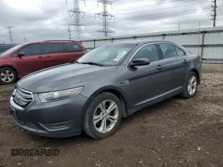 2015 Ford Taurus SEL z VIN 1FAHP2E8XFG122198, wystawiony jako Copart lot #55646315 z przebiegiem 110 764 mil mil oraz Szkody całkowita. Historia ofert i sprzedaży dostępna na DreamBid. Obrazek 1.