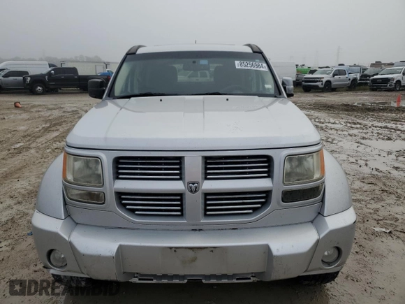 2011 Dodge Nitro Heat with VIN 1D4PU4GXXBW585461, listed as a Copart auction lot 85256984 with 145,585 mi miles and Salvage Title. Bid and sale history available at carsss.com. Image 5.