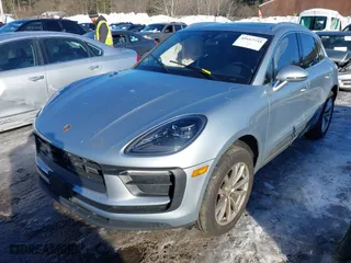 2024 Porsche Macan with VIN WP1AA2A57RLB01859, listed as a IAAI auction lot 41617735 with 22,175 mi miles. Bid and sale history available at carsss.com. Image 17.