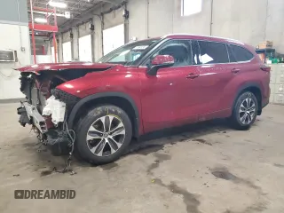 2021 Toyota Highlander XLE с VIN 5TDGZRBHXMS546223, выставлен на аукционе Copart как лот 57994635 с пробегом 69 413 миль миль и Списание • Salvage title. История ставок и продаж доступна на DreamBid. Изображение 1.