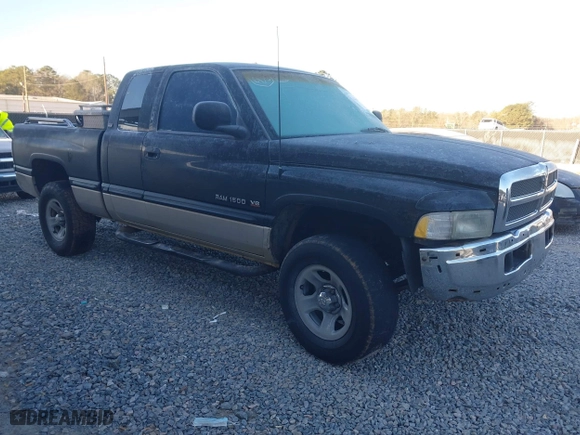 1998 Dodge Ram 1500 with VIN 1B7HF13Z7WJ104411, listed as a IAAI auction lot 41426007 with 147,186 mi miles. Bid and sale history available at carsss.com. Image 1.