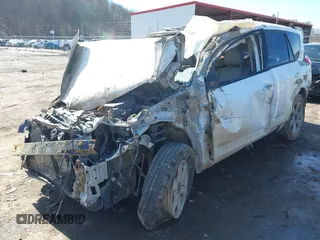 2009 Toyota RAV4 Limited with VIN 2T3BK31V19W011175, listed as a IAAI auction lot 41652478 with Not provided miles and . Bid and sale history available at DreamBid. Image 2.