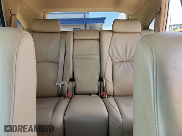 2005 Lexus RX 330 z VIN 2T2HA31U15C047095, wystawiony jako Copart lot #62341385 z przebiegiem 165 999 mil mil oraz Nie do naprawy • Non repairable. Historia ofert i sprzedaży dostępna na DreamBid. Obrazek 10.