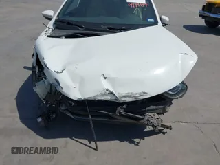 2012 Volkswagen Eos Executive с VIN WVWFW7AH9CV022169, выставлен на аукционе IAAI как лот 41795571 с пробегом 101 375 миль миль и . История ставок и продаж доступна на DreamBid. Изображение 12.
