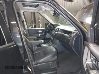2016 Land Rover LR4 HSE with VIN SALAG2V67GA812949, listed as a IAAI auction lot 41478520 with 86,326 mi miles and . Bid and sale history available at DreamBid. Image 5.
