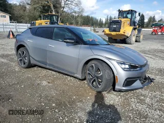 2022 Kia EV6 GT-Line with VIN KNDC4DLC1N5062161, listed as a Copart auction lot 47747885 with 40,804 mi miles and Salvage Title. Bid and sale history available at carsss.com. Image 4.
