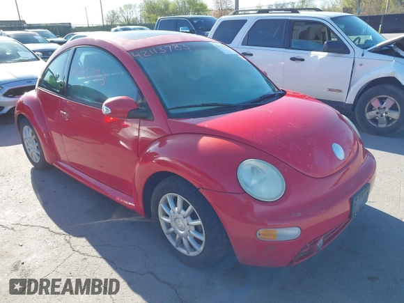 2005 Volkswagen New Beetle Coupe GLS with VIN 3VWCK31C75M414315, listed as a IAAI auction lot 42113783 with 133,204 mi miles. Bid and sale history available at carsss.com. Image 1.