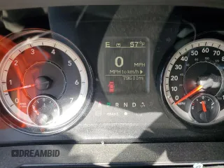 2018 Ram 1500 Express z VIN 1C6RR6KT8JS139605, wystawiony jako Copart lot #47211965 z przebiegiem 79 611 mil mil oraz Szkoda całkowita • Salvage title. Historia ofert i sprzedaży dostępna na DreamBid. Obrazek 9.