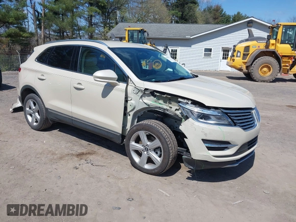 2018 Lincoln MKC Premiere with VIN 5LMCJ1C9XJUL03767, listed as a IAAI auction lot 42055927 with 39,718 mi miles and . Bid and sale history available at DreamBid. Image 1.