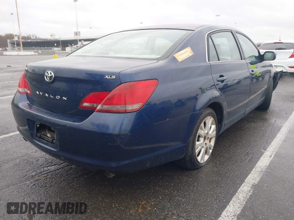 2008 Toyota Avalon XL with VIN 4T1BK36B78U277953, listed as a IAAI auction lot 41958943 with 273,436 mi miles and . Bid and sale history available at DreamBid. Image 4.