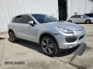 2014 Porsche Cayenne S z VIN WP1AB2A2XELA56817, wystawiony jako Copart lot #53889435 z przebiegiem Nie podano mil oraz Tytuł czysty. Historia ofert i sprzedaży dostępna na DreamBid. Obrazek 4.