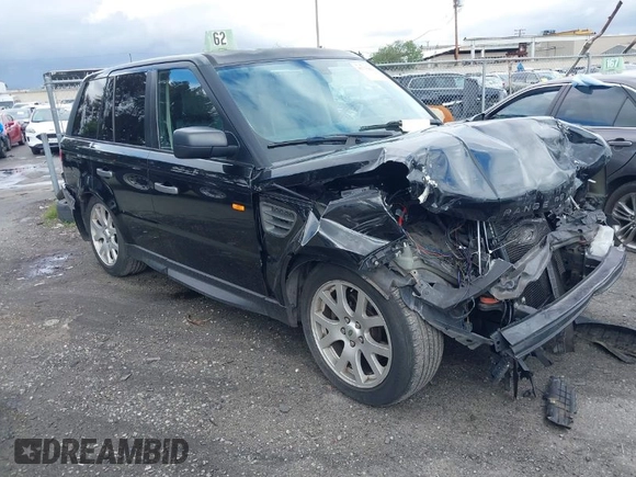 2008 Land Rover Range Rover Sport HSE z VIN SALSF25428A182930, wystawiony jako IAAI lot #41753860 z przebiegiem Nie podano mil oraz . Historia ofert i sprzedaży dostępna na DreamBid. Obrazek 1.