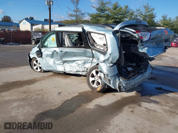 2017 Toyota Sienna LE Auto Access Seat с VIN 5TDKZ3DC5HS834410, выставлен на аукционе IAAI как лот 40727535 с пробегом 64 374 миль миль и . История ставок и продаж доступна на DreamBid. Изображение 3.
