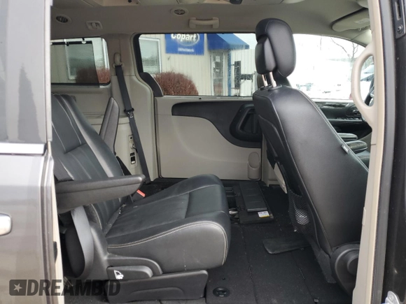 2016 Chrysler Town & Country Touring with VIN 2C4RC1BG5GR271375, listed as a Copart auction lot 50926395 with 112,046 mi miles and Non Repairable. Bid and sale history available at carsss.com. Image 11.