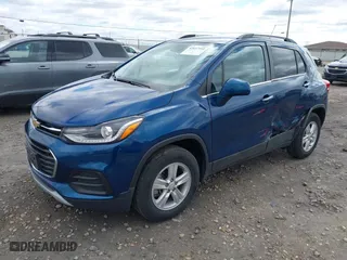 2019 Chevrolet Trax LT with VIN 3GNCJPSBXKL398476, listed as a IAAI auction lot 42037910 with 66,836 mi miles. Bid and sale history available at carsss.com. Image 17.