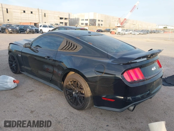 2015 Ford Mustang GT z VIN 1FA6P8CF4F5381566, wystawiony jako IAAI lot #42555886 z przebiegiem 133 098 mil mil oraz . Historia ofert i sprzedaży dostępna na DreamBid. Obrazek 3.
