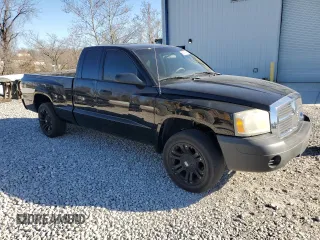 2005 Dodge Dakota ST with VIN 1D7HE22K25S161076, listed as a Copart auction lot 83784824 with 142,890 mi miles and Clean Title. Bid and sale history available at DreamBid. Image 4.