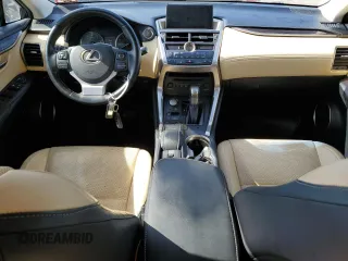 2015 Lexus NX 200t z VIN JTJBARBZ5F2011057, wystawiony jako Copart lot #53642615 z przebiegiem 87 356 mil mil oraz Szkoda całkowita • Salvage title. Historia ofert i sprzedaży dostępna na DreamBid. Obrazek 8.