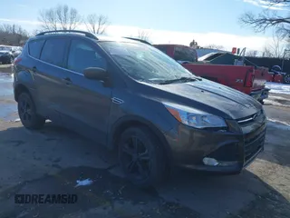 2016 Ford Escape SE z VIN 1FMCU0GX9GUC24175, wystawiony jako IAAI lot #41603394 z przebiegiem 73 255 mil mil oraz . Historia ofert i sprzedaży dostępna na DreamBid. Obrazek 1.