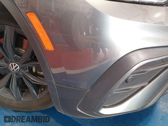 2024 Volkswagen Tiguan SE с VIN 3VV3B7AX1RM086796, выставлен на аукционе IAAI как лот 42796137 с пробегом 26 696 миль миль и . История ставок и продаж доступна на DreamBid. Изображение 19.