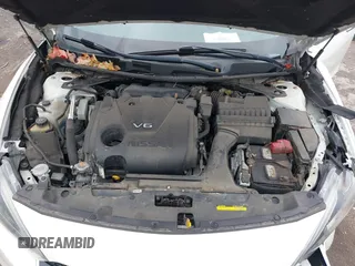 2017 Nissan Maxima SV with VIN 1N4AA6AP5HC447844, listed as a IAAI auction lot 40824768 with 90,488 mi miles. Bid and sale history available at carsss.com. Image 10.