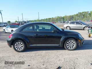 2015 Volkswagen Beetle Fleet Edition с VIN 3VWF17AT5FM640751, выставлен на аукционе IAAI как лот 41952659 с пробегом 172 089 миль миль и . История ставок и продаж доступна на DreamBid. Изображение 13.