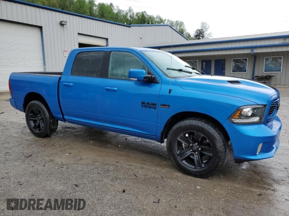 2018 Ram 1500 Sport z VIN 1C6RR7MT4JS213475, wystawiony jako Copart lot #46060455 z przebiegiem Nie podano mil oraz Szkoda całkowita • Salvage title. Historia ofert i sprzedaży dostępna na DreamBid. Obrazek 4.