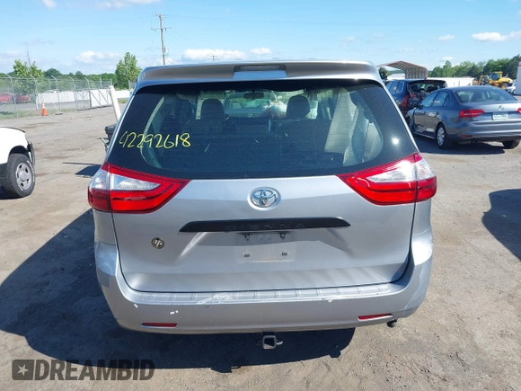 2015 Toyota Sienna L with VIN 5TDZK3DCXFS594786, listed as a IAAI auction lot 42292618 with 180,119 mi miles and . Bid and sale history available at DreamBid. Image 16.