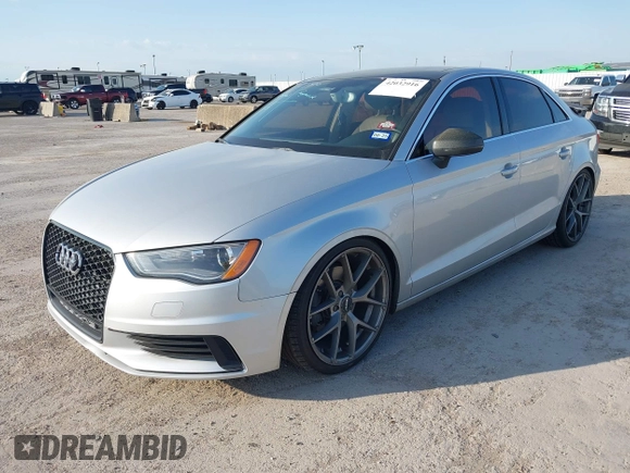 2015 Audi A3 Premium z VIN WAUACGFF5F1015240, wystawiony jako IAAI lot #42032916 z przebiegiem 129 656 mil mil oraz . Historia ofert i sprzedaży dostępna na DreamBid. Obrazek 2.