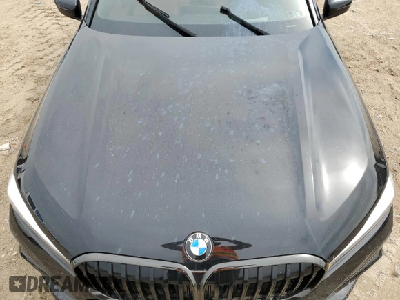 2022 BMW 7 Series 750i xDrive с VIN WBA7U2C01NCK83702, выставлен на аукционе Copart как лот 45450975 с пробегом Не указан миль и Списание • Salvage title. История ставок и продаж доступна на DreamBid. Изображение 11.