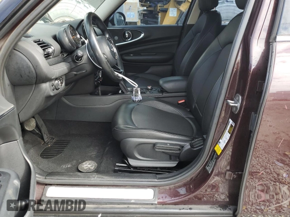 2017 MINI Clubman Cooper with VIN WMWLN5C51H2E32907, listed as a Copart auction lot 51226515 with 124,907 mi miles and Salvage Title. Bid and sale history available at DreamBid. Image 7.
