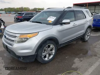 2011 Ford Explorer Limited z VIN 1FMHK8F86BGA57074, wystawiony jako IAAI lot #42049403 z przebiegiem 192 056 mil mil oraz . Historia ofert i sprzedaży dostępna na DreamBid. Obrazek 2.