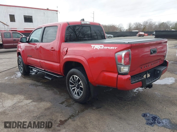 2023 Toyota Tacoma SR5 z VIN 3TYAZ5CN0PT037107, wystawiony jako IAAI lot #41717348 z przebiegiem 31 093 mil mil oraz . Historia ofert i sprzedaży dostępna na DreamBid. Obrazek 3.