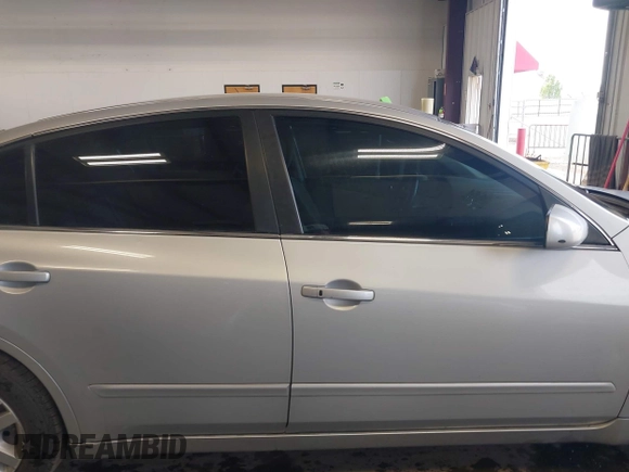 2011 Nissan Altima S with VIN 1N4AL2AP5BN448698, listed as a IAAI auction lot 42185080 with 165,297 mi miles and . Bid and sale history available at carsss.com. Image 13.