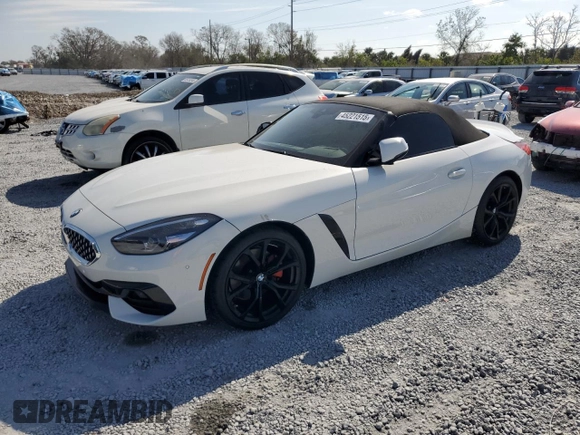 2019 BMW Z4 sDrive30i z VIN WBAHF3C58KWW33806, wystawiony jako Copart lot #45221515 z przebiegiem 19 130 mil mil oraz Szkoda całkowita • Salvage title. Historia ofert i sprzedaży dostępna na DreamBid. Obrazek 1.