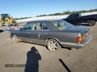 1989 Mercedes-Benz 560 with VIN WDBCA39D1KA429080, listed as a Copart auction lot 75631614 with 178,048 mi miles and Salvage Title. Bid and sale history available at DreamBid. Image 2.