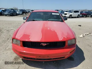 2006 Ford Mustang Standard with VIN 1ZVFT80N765252705, listed as a Copart auction lot 51769975 with 150,495 mi miles and Salvage Title. Bid and sale history available at carsss.com. Image 5.