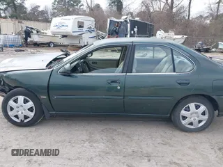 2001 Nissan Altima GXE with VIN 1N4DL01D81C149403, listed as a IAAI auction lot 41619291 with 317,984 mi miles. Bid and sale history available at carsss.com. Image 14.
