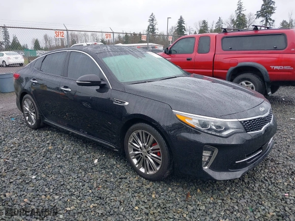 2018 Kia Optima SX with VIN 5XXGV4L26JG227603, listed as a IAAI auction lot 41648127 with 34,391 mi miles. Bid and sale history available at carsss.com. Image 1.