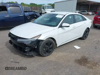 2022 Hyundai Elantra SEL z VIN 5NPLS4AG4NH081332, wystawiony jako IAAI lot #42307790 z przebiegiem 50 541 mil mil oraz . Historia ofert i sprzedaży dostępna na DreamBid. Obrazek 2.