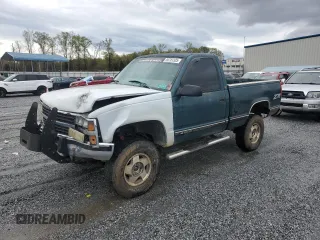 1998 Chevrolet Silverado 1500 with VIN 1GCEK14R0WZ137636, listed as a Copart auction lot 50781335 with 276,184 mi miles and Salvage Title. Bid and sale history available at DreamBid. Image 1.