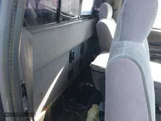 2001 Dodge Ram 1500 with VIN 1B7HF16Y41S762385, listed as a IAAI auction lot 41428354 with 189,944 mi miles. Bid and sale history available at carsss.com. Image 8.