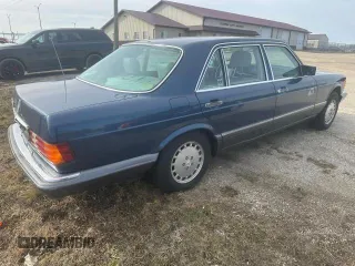 1986 Mercedes-Benz 560 with VIN WDBCA39D9GA217924, listed as a Copart auction lot 44278365 with 340,185 mi miles and Clean Title. Bid and sale history available at DreamBid. Image 4.
