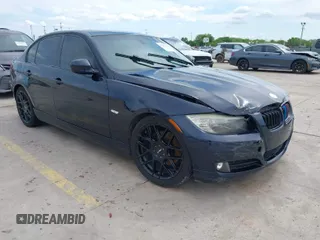 2009 BMW 3 Series 328i with VIN WBAPH77579NM31725, listed as a IAAI auction lot 41901344 with 143,905 mi miles. Bid and sale history available at carsss.com. Image 1.