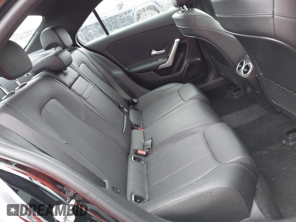 2020 Mercedes-Benz A 220 с VIN W1K3G4FB1LJ238193, выставлен на аукционе IAAI как лот 41975738 с пробегом 52 381 миль миль и . История ставок и продаж доступна на DreamBid. Изображение 8.