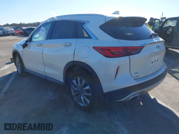 2020 Infiniti QX50 Essential with VIN 3PCAJ5M37LF111864, listed as a IAAI auction lot 41448436 with 54,337 mi miles and . Bid and sale history available at DreamBid. Image 3.