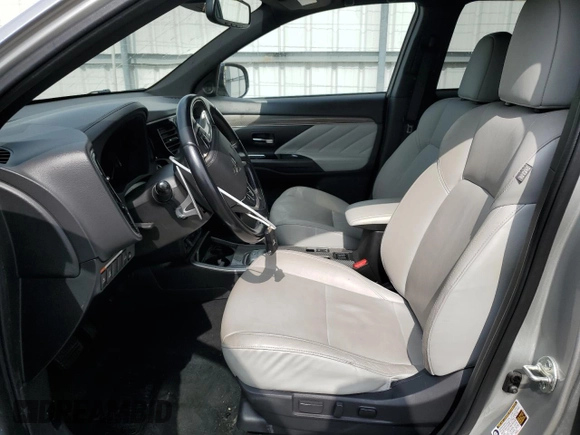 2022 Mitsubishi Outlander SEL with VIN JA4J2VA79NZ050500, listed as a Copart auction lot 55463975 with 81,233 mi miles and Salvage title. Bid and sale history available at DreamBid. Image 7.