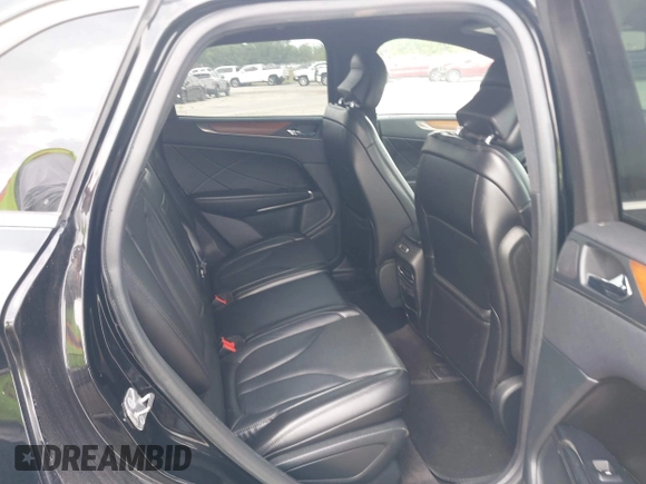 2017 Lincoln MKC Reserve with VIN 5LMCJ3D91HUL14029, listed as a IAAI auction lot 42209334 with 122,853 mi miles and . Bid and sale history available at DreamBid. Image 8.
