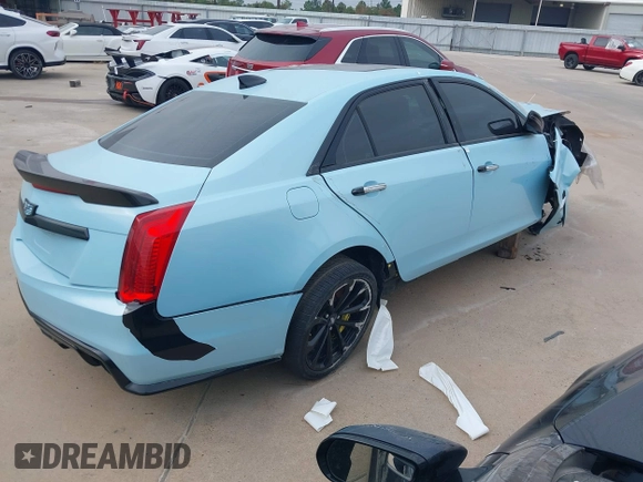 2016 Cadillac CTS-V z VIN 1G6A15S64G0118212, wystawiony jako IAAI lot #39978487 z przebiegiem Nie podano mil oraz . Historia ofert i sprzedaży dostępna na DreamBid. Obrazek 4.